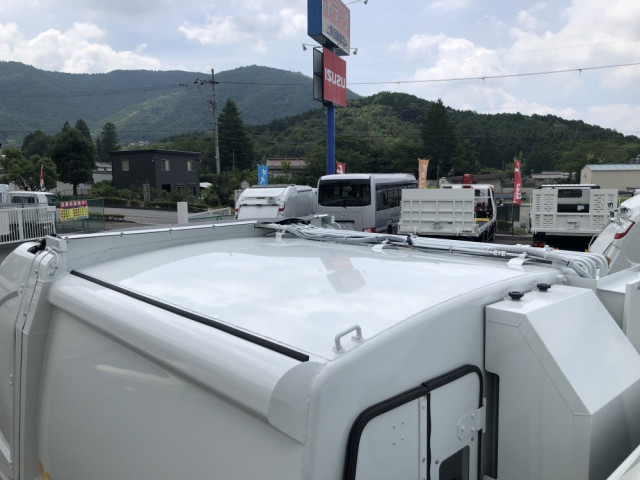 三菱 キャンター 2RG-FEAV0(2WD)の写真26