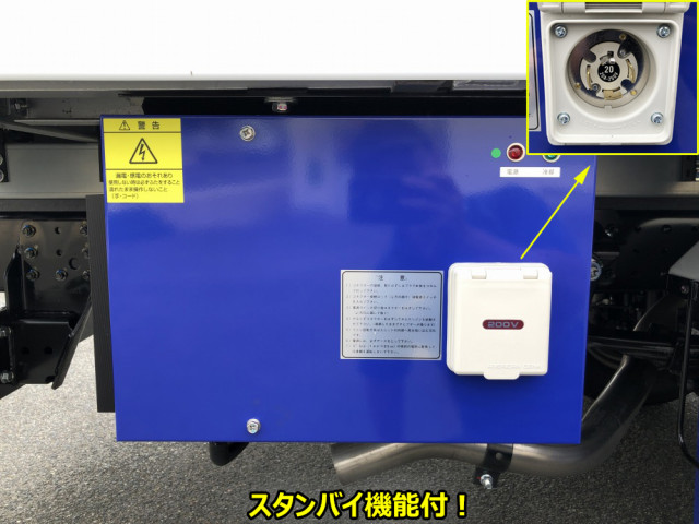 三菱 キャンター 2RG-FEAV0(2WD)の写真11