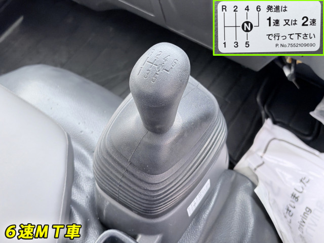 いすゞ エルフ 2RG-NKR88AT(2WD)の写真39