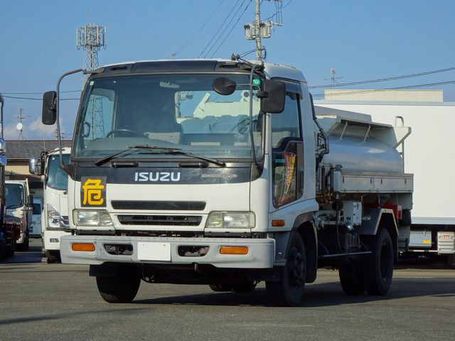 ダイヤ　ISUZUタンクローリーブリキ イスズ2㎘MKタンクローリー – 横浜油材株式会社
