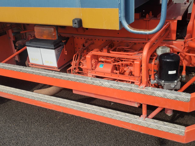 いすゞ フォワード LKG-FTR90S2(2WD)の写真29