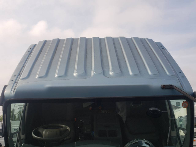 いすゞ フォワード LKG-FTR90S2(2WD)の写真33