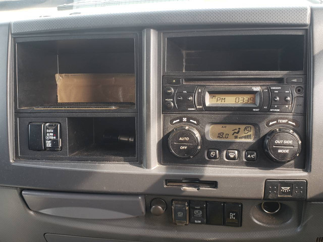いすゞ フォワード LKG-FTR90S2(2WD)の写真39