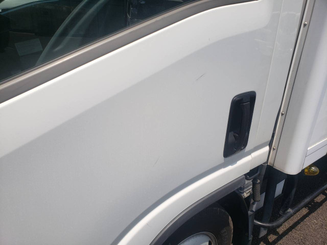 いすゞ エルフ 2RG-NMR88N(2WD)の写真16