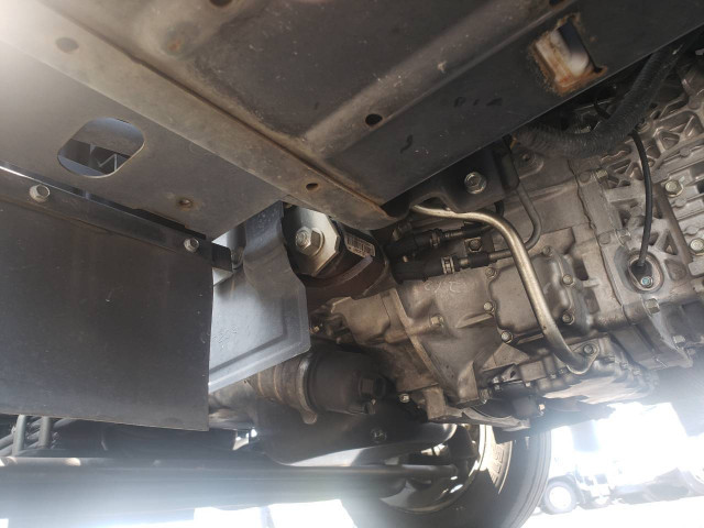 いすゞ エルフ 2RG-NMR88N(2WD)の写真25