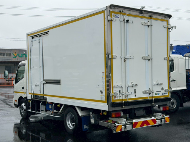 日野 デュトロ 2RG-XZU712M(2WD)の写真6