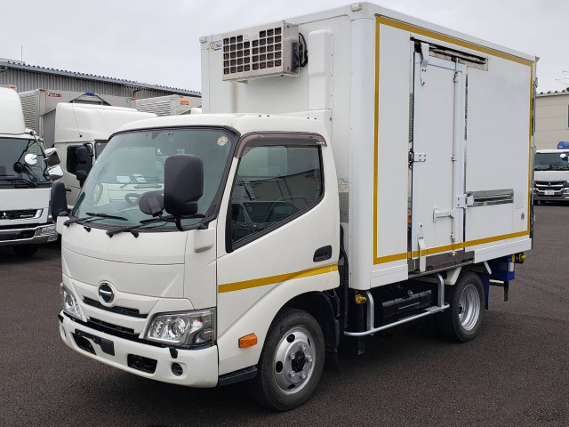 日野 デュトロ 2KG-XZU675M(2WD)｜中古トラックなら【トラック市】