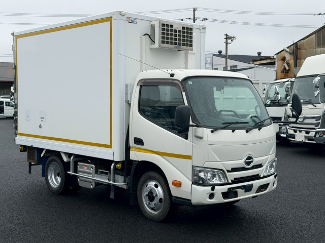日野 デュトロ 2KG-XZU675M(2WD)の写真3
