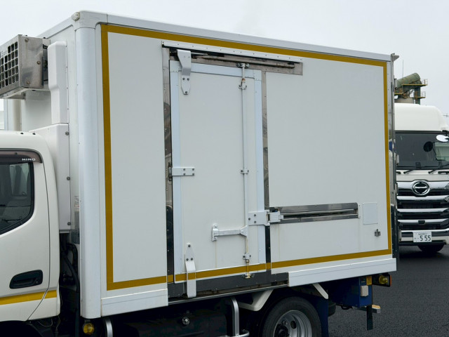 日野 デュトロ 2KG-XZU675M(2WD)の写真7