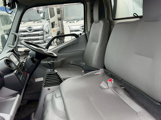 日野 デュトロ 2KG-XZU675M(2WD)の写真42