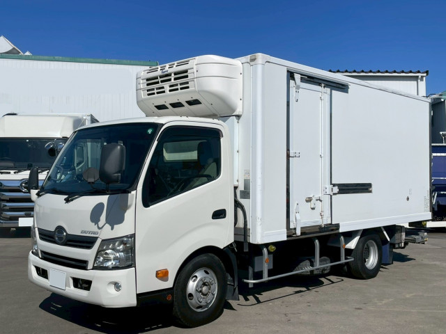 デュトロ 冷蔵・冷凍車