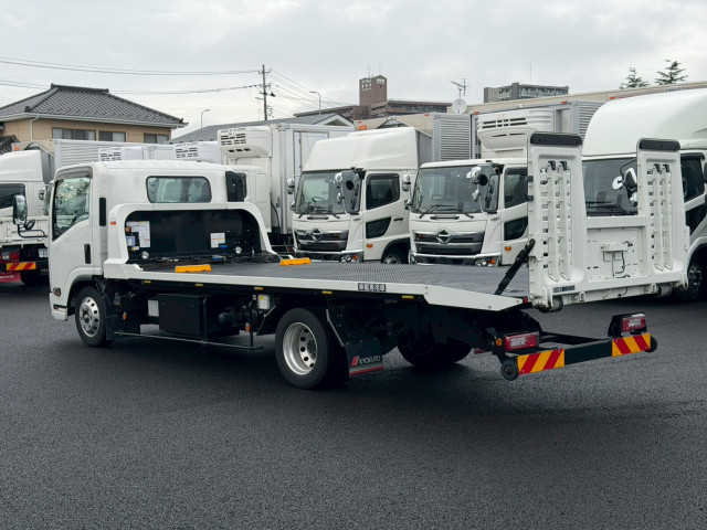いすゞ エルフ 2RG-NPR88AN(2WD)の写真7
