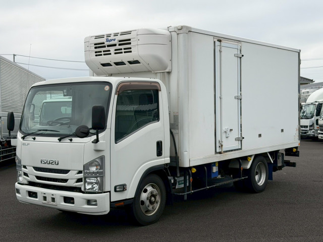 いすゞ エルフ TPG-NPR85AN(2WD)の写真1