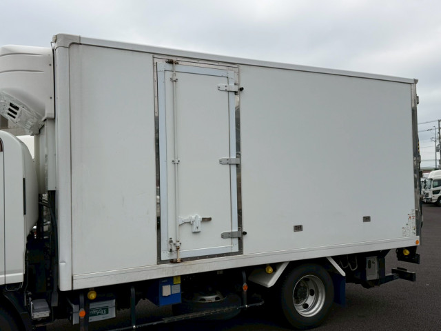 いすゞ エルフ TPG-NPR85AN(2WD)の写真7