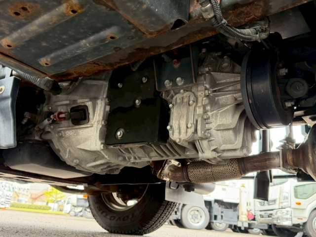 いすゞ エルフ TPG-NPR85AN(2WD)の写真38