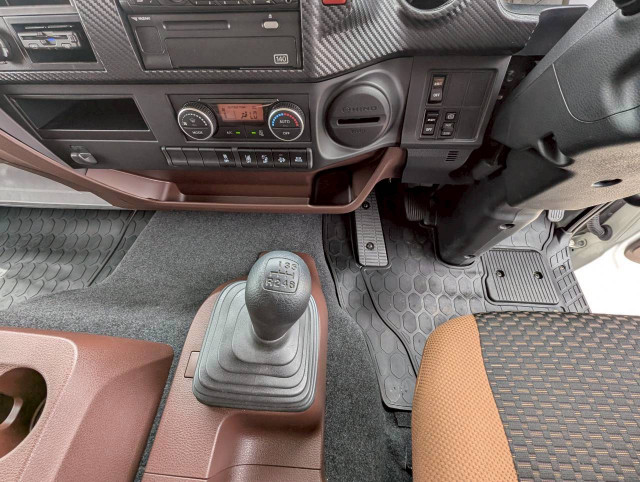 日野 レンジャー 2PG-FD2ABG(2WD)の写真37