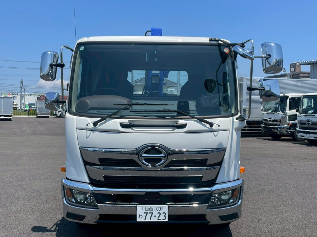 日野 レンジャー 2PG-FD2ABA(2WD)の写真2