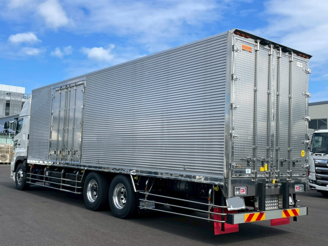 日野 プロフィア 2KG-FR1AHC(6x2)の写真6