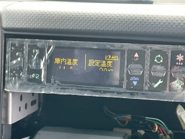 いすゞ エルフ 2RG-NLR88AN(2WD)の写真34