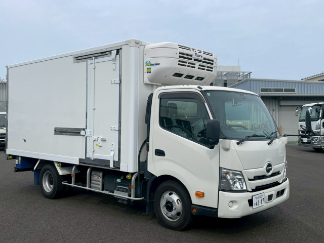 日野 デュトロ 2RG+XZU712M(2WD)の写真3