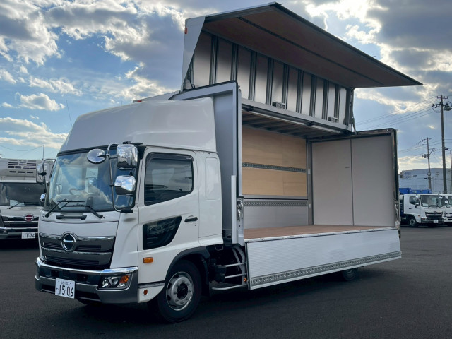 日野 レンジャー 2PG-FE2ACG 2WD