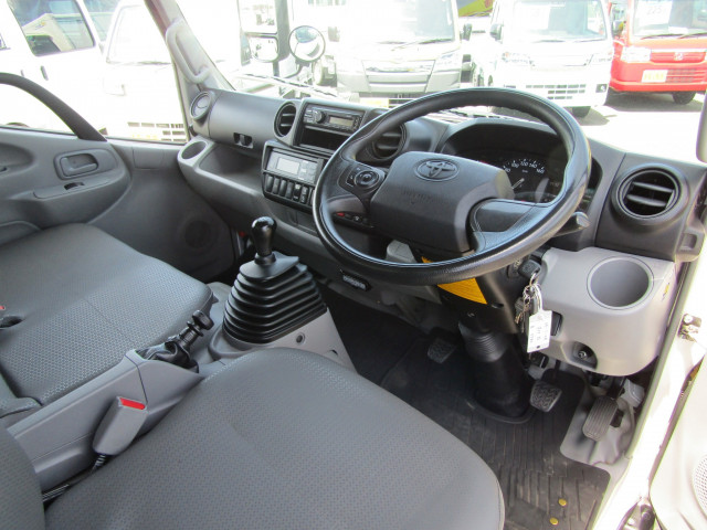 トヨタ ダイナ 2RG-XZC605(2WD)の写真17