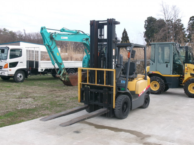 TCM フォークリフト FD25T3 