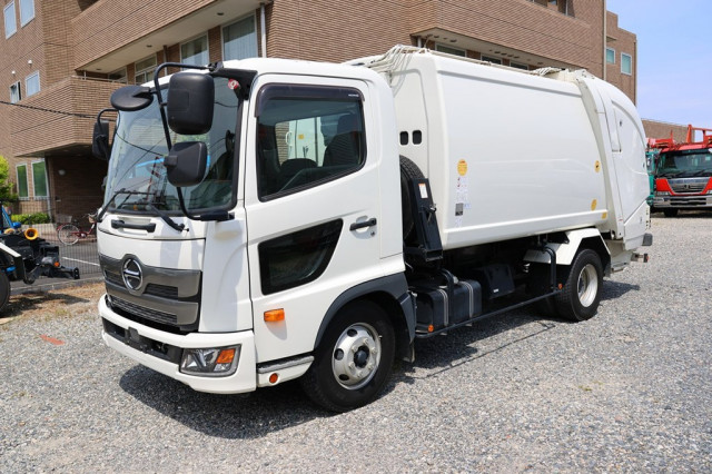 日野 レンジャー 2KG-FC2ABA 2WD