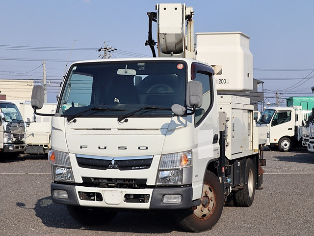 キャンター 高所作業車