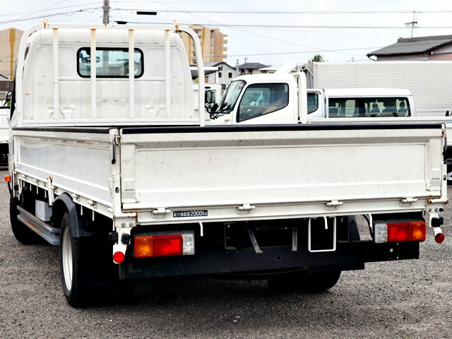 トヨタ ダイナ TKG-XZU655(2WD)の写真2