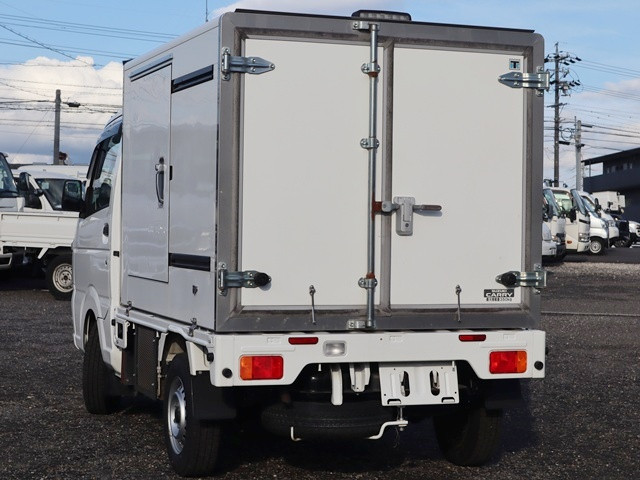スズキ キャリイ EBD-DA16T(4WD)の写真3
