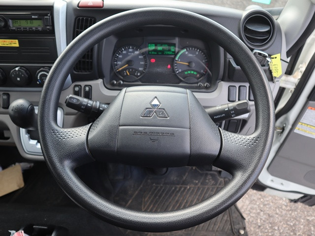 三菱 キャンター 2RG-FBA20(2WD)の写真4