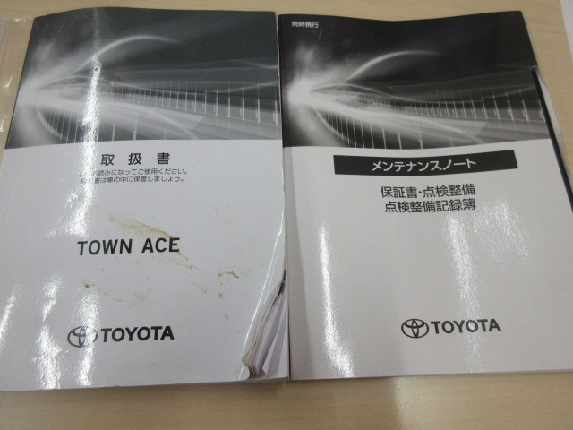 トヨタ タウンエーストラック 5BF-S403U(2WD)の写真5