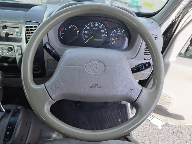 トヨタ ダイナ ABF-TRY220(2WD)の写真4