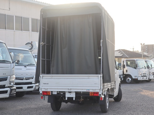 トヨタ タウンエーストラック DBF-S402U(2WD)の写真3