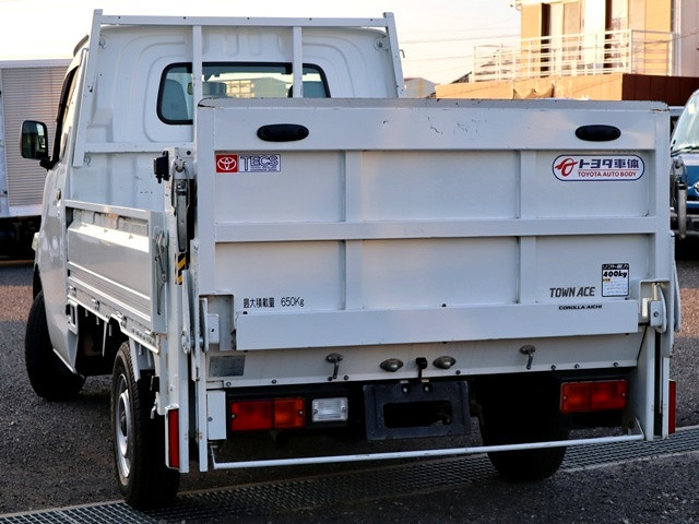 トヨタ タウンエーストラック DBF-S402U改(2WD)の写真2