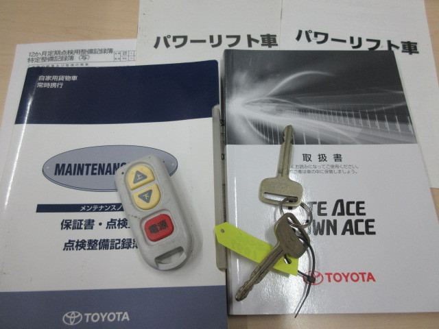 トヨタ タウンエーストラック DBF-S402U改(2WD)の写真5