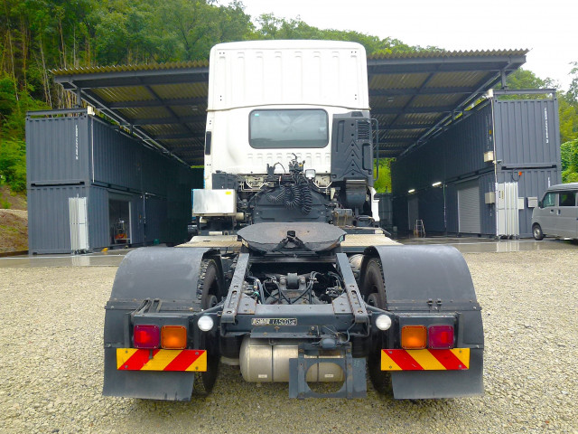 いすゞ ギガ 2PG-EXD52CD(2WD)の写真5