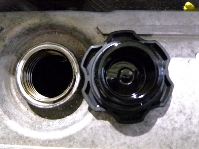 いすゞ ギガ 2PG-EXD52CD(2WD)の写真22