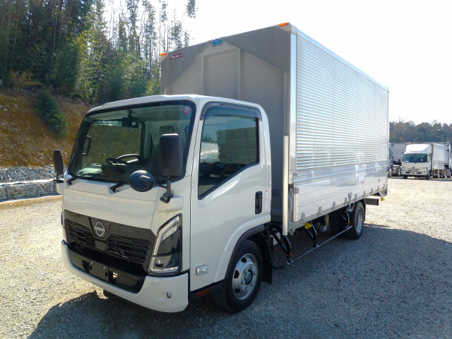 アトラス　3t平　超超ロング アトラス(日産) 3t超の中古車一覧｜中古トラックなら【トラック市】