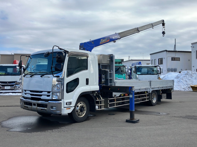 いすゞ フォワード 2RG-FTR90U2 2WD