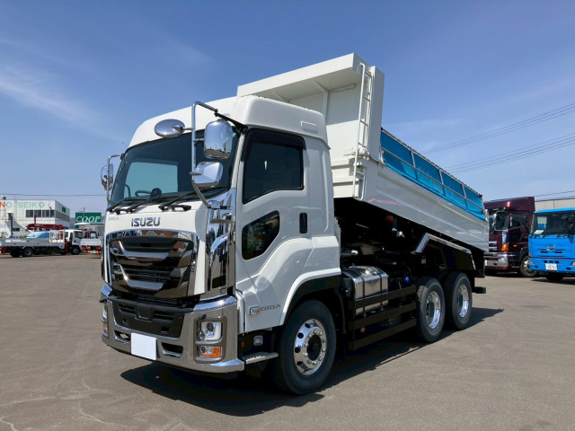 いすゞ ギガ 2RG-CXZ77DT 6x4