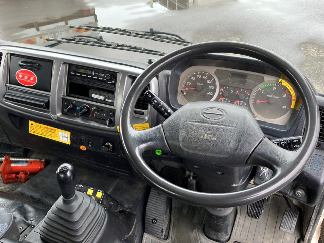 日野 レンジャー TKG-FC9JCAP(2WD)の写真21