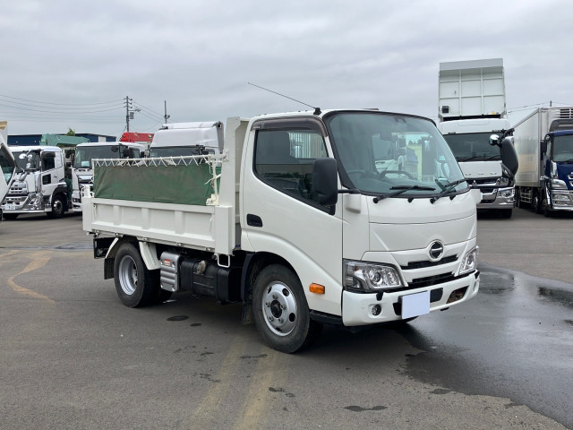 日野 デュトロ 2RG-XZU600T(2WD)の写真2