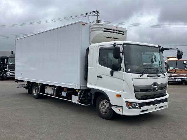 日野 レンジャー 2KG-FD2ABG(2WD)の写真2