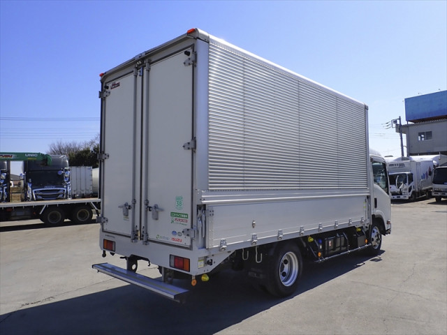 いすゞ エルフ 2RG-NPR88YN(2WD)の写真2