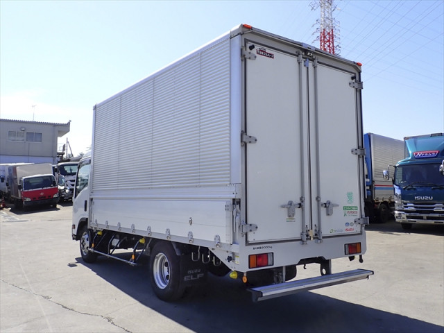 いすゞ エルフ 2RG-NPR88YN(2WD)の写真4