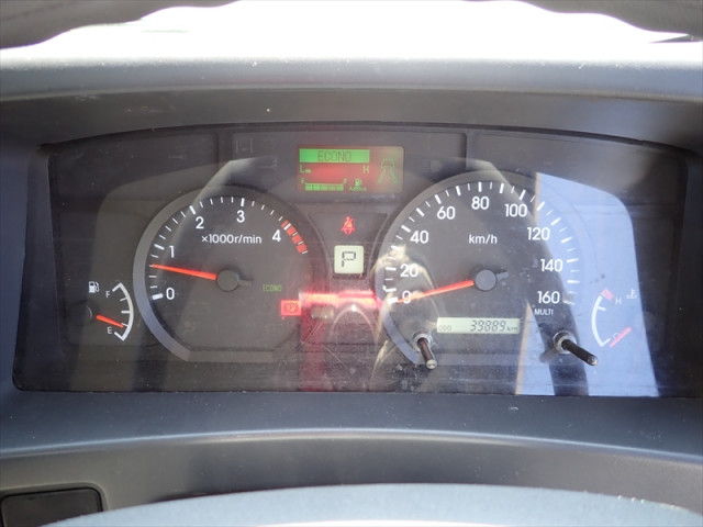 いすゞ エルフ 2RG-NPR88YN(2WD)の写真35