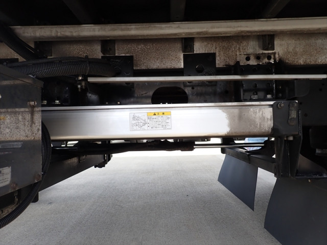 いすゞ フォワード TKG-FRR90T2(2WD)の写真10