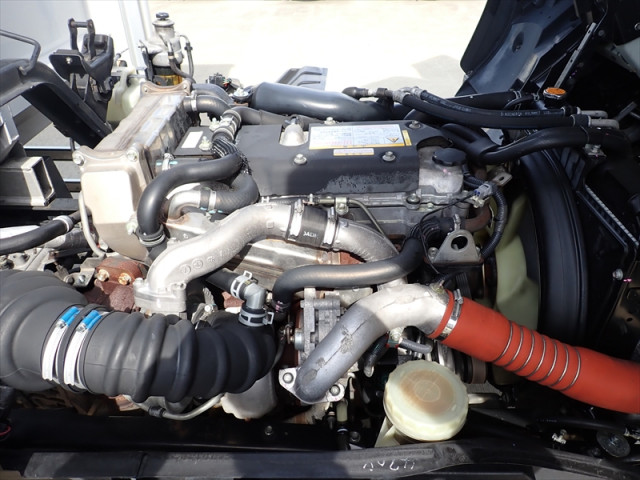 いすゞ フォワード TKG-FRR90T2(2WD)の写真44